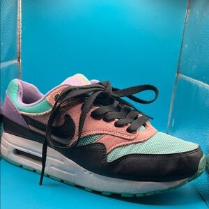 Nike Air Max 1 Have a Nike DayPastel Mesh &Suede in Mint, Pink, Lavender & Black